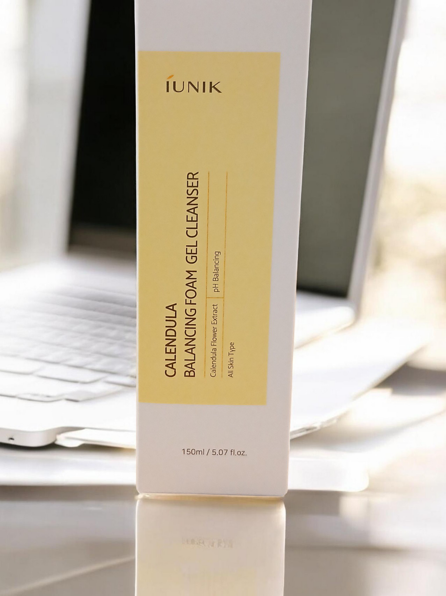 iUNIK Calendula Balancing Foam Gel Cleanser