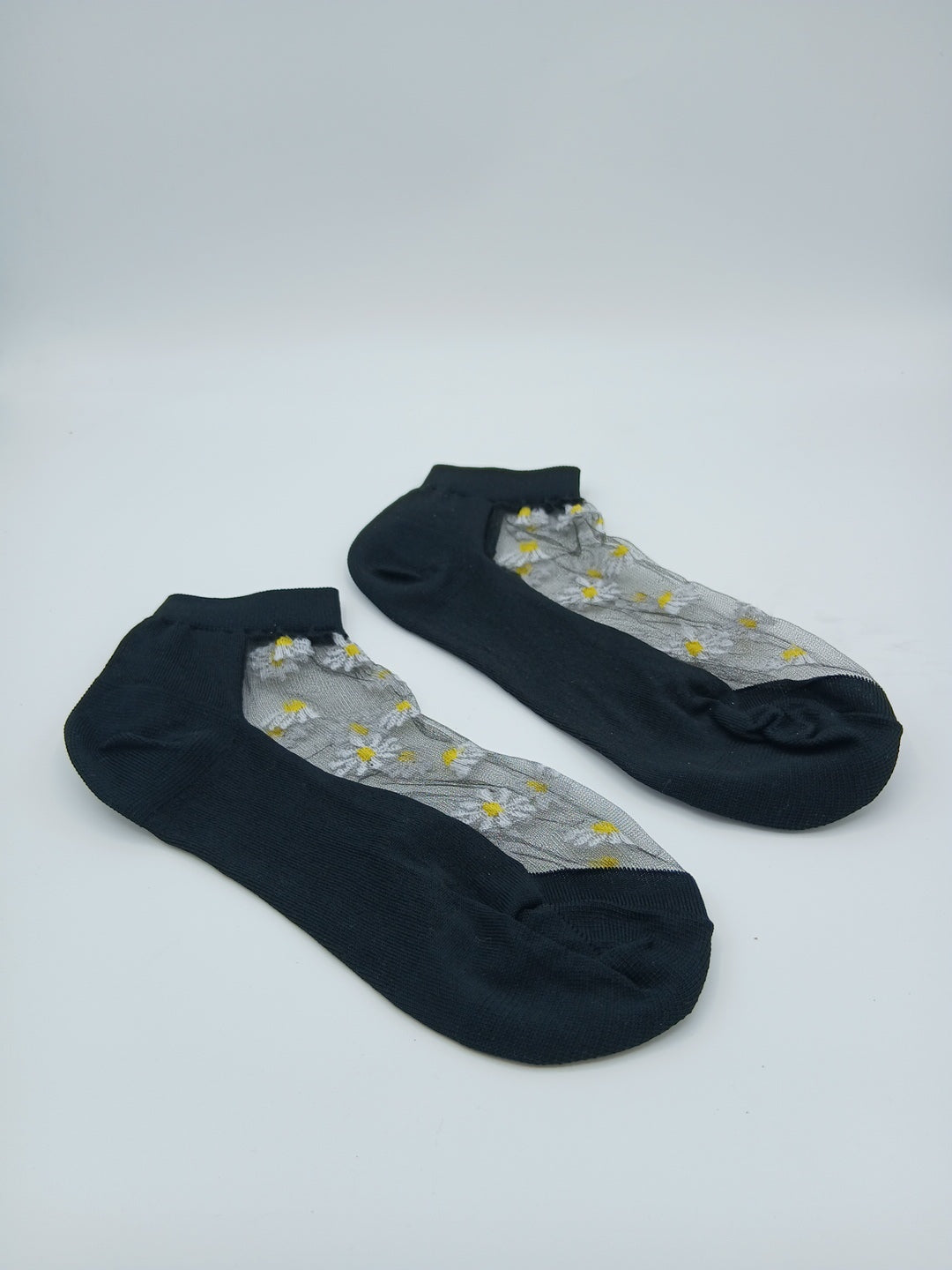 Lace daisy flower footie socks