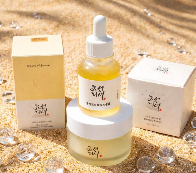 Beauty of Joseon Silky Radiant Glow Package. Dynasty Cream 50ml and Glow Serum Propolis &Niacinamide 30ml.