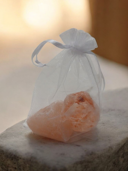 Bath essential Himalayan rock salt