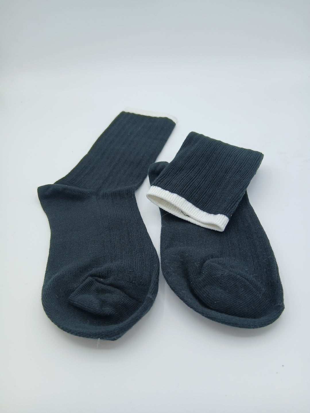 2x colored rim mid calf socks