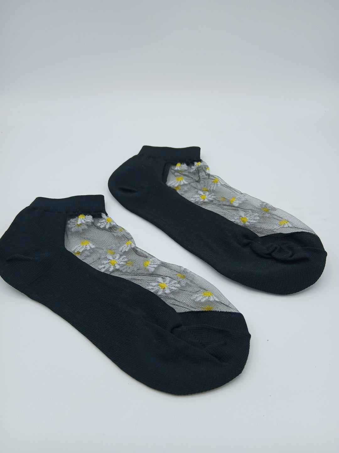 Lace daisy flower footie socks